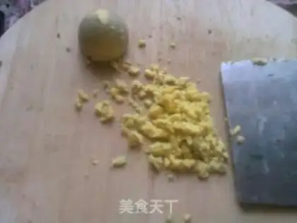 Make Pig liver, green vegetables and egg yolk paste step 3
