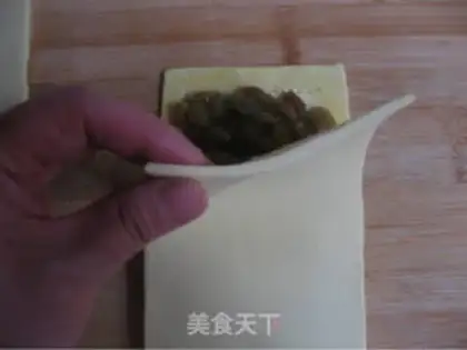 Make meringue grape pie step 16