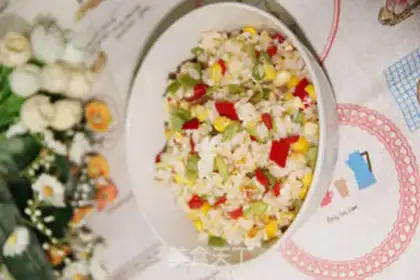 Make Japanese omelet rice step 11