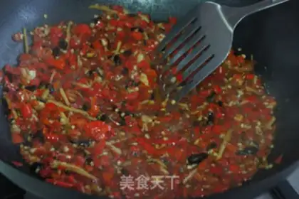 Make chopped pepper fish head step 3