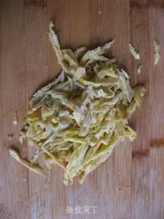 Make Cucumber and egg vegetarian dumplings step 5