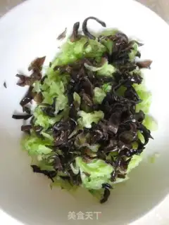 Make Cucumber and egg vegetarian dumplings step 6