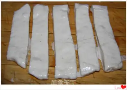 Make Home-made fried dough sticks step 3