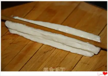 Make Home-made fried dough sticks step 4