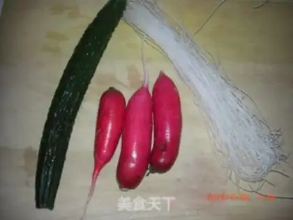 Make Shredded radish salad step 0