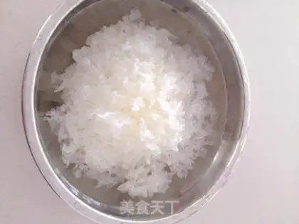 Make Purple sweet potato and white fungus sago step 0