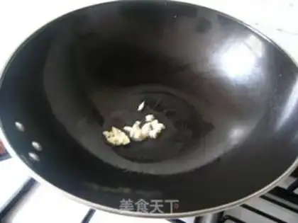 Make Hui tea dried green pepper shredded pork step 4
