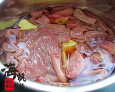 Make roasted sea sausage step 1