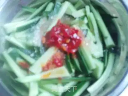 Make Cucumber mixed with vinegar step 2