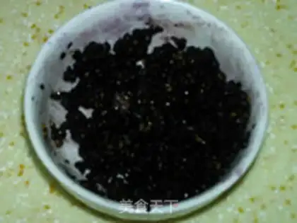 Make Mulberry cheese ice cream step 1