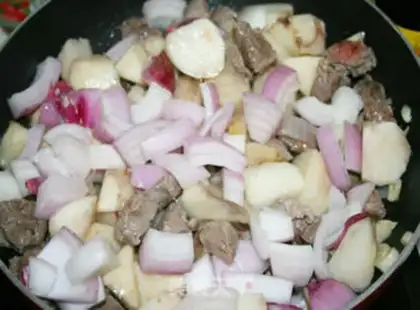 Make Curried beef with coconut milk step 6