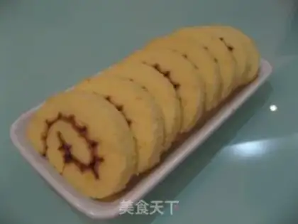 Make Vanilla jam cake roll step 7