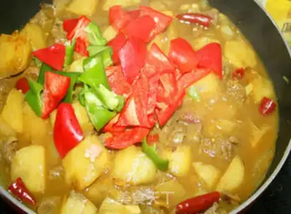 Make Curried beef with coconut milk step 8