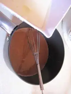 Make Chocolate condensed milk qi feng step 3