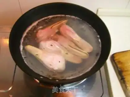 Make Xiaohun Spicy Duck Head step 0