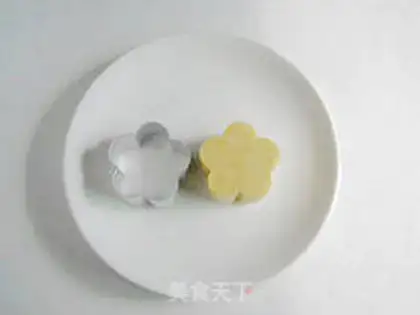 Make flower cake step 10