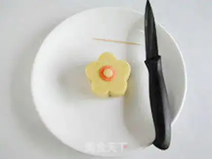 Make flower cake step 11