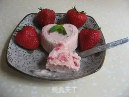 Make strawberry ice cream step 16