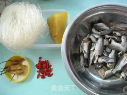 Make pickled vegetable, salted fish and vermicelli pot step 0