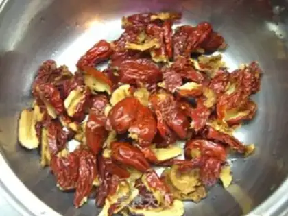 Make Home-made jujube paste filling step 1