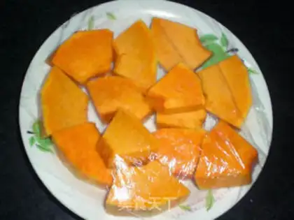 Make Pumpkin bean paste bun step 2