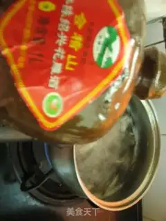 Make pickled vegetable, salted fish and vermicelli pot step 3