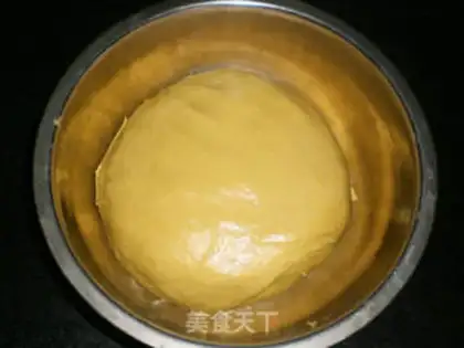 Make Pumpkin bean paste bun step 5