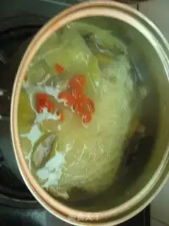 Make pickled vegetable, salted fish and vermicelli pot step 7