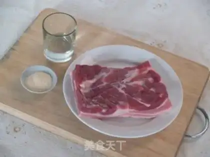 Make lettuce and bacon step 0