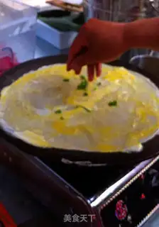 Make Home-made pancakes and fruits step 5