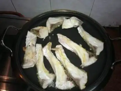 Make Pan-fried fish belly step 2