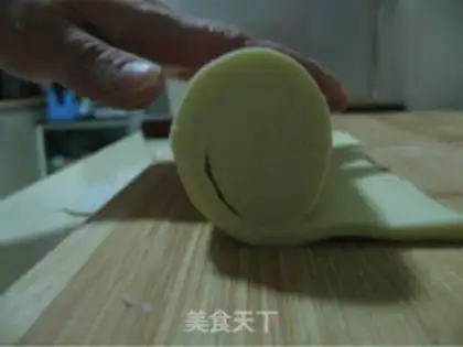 Make Portuguese egg tarts step 2