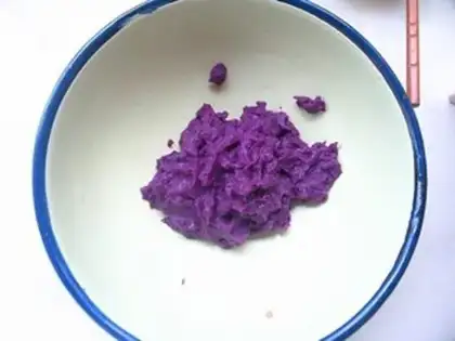 Make Purple sweet potato cake step 1