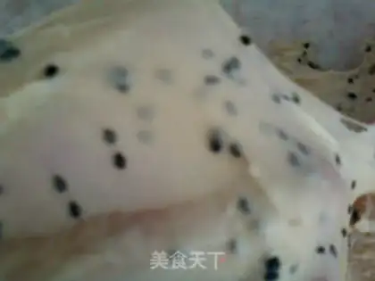 Make Black sesame toast step 1