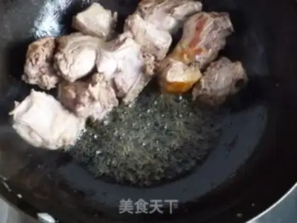 Make Roasted duck with flower carving step 3