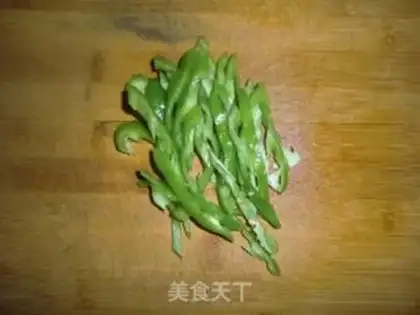 Make Pepper and bean skin step 1