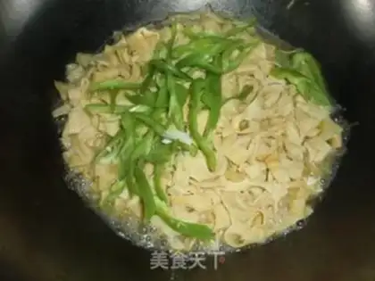 Make Pepper and bean skin step 8