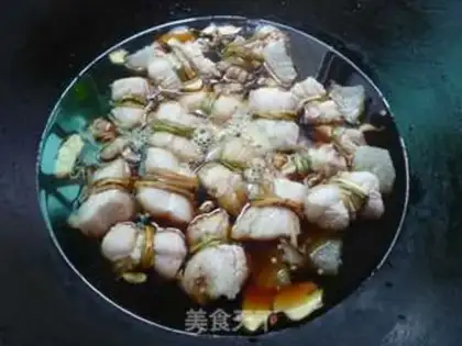 Make Pork tied with straw step 4