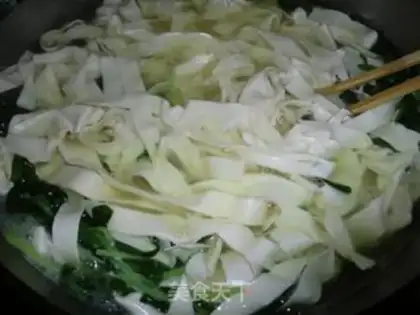 Make Mixed noodles with tomatoes, eggs and vegetables step 14