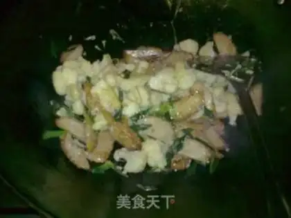 Make stir-fried Chaoshan meat roll with cauliflower step 10