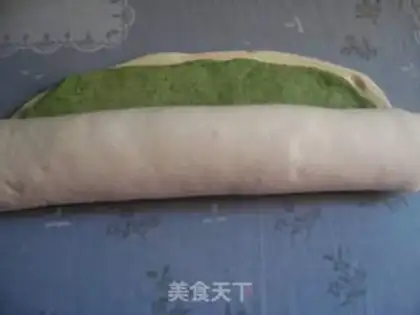 Make Aixiang flower roll step 9