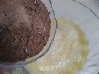 Make Strawberry muffin cake step 4