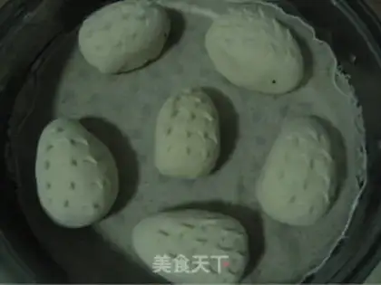 Make Hedgehog Bean Bun step 6