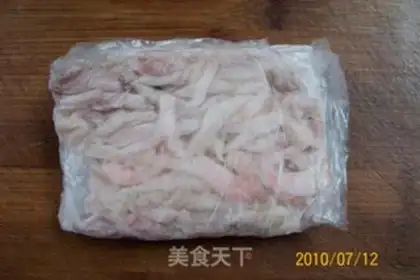 Make Steamed golden lily and chrysanthemum fish step 2