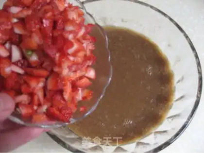 Make Strawberry muffin cake step 7