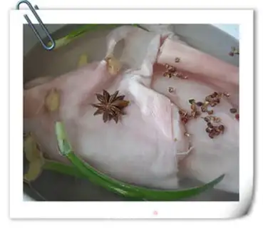 Make Spicy pig skin step 1