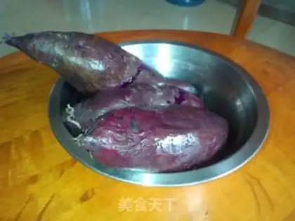 Make Purple sweet potato corn flour steamed buns step 0