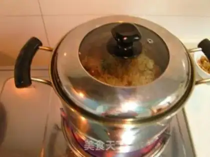 Make Aromatic pork abalone and mushroom rice step 5
