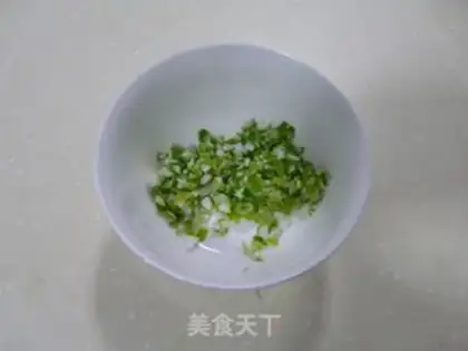 Make Scallion scented rolls step 3
