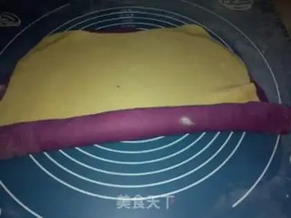 Make Purple sweet potato corn flour steamed buns step 8